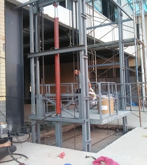 湖南榮洲機械設備有限公司,移動式升降平臺價格,湖南升降貨梯,塑料托盤批發(fā),固定式升降平臺,曲臂式升降平臺,汽車尾板,全電動叉車 湖南榮洲機械設備有限公司,移動式升降平臺價格,湖南升降貨梯,塑料托盤批發(fā),固定式升降平臺,曲臂式升降平臺,汽車尾板,全電動叉車