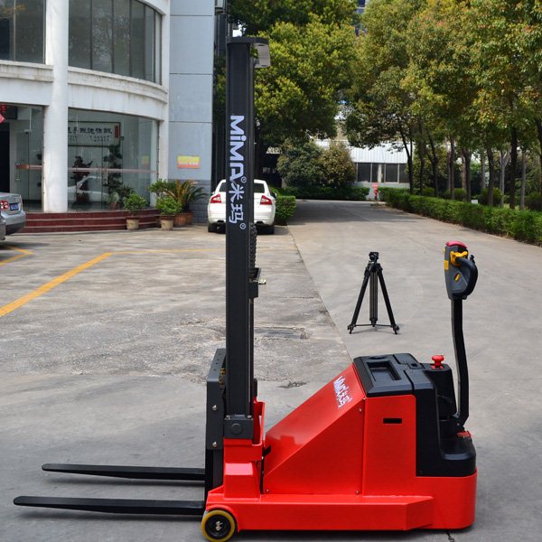 湖南榮洲機械設(shè)備有限公司,移動式升降平臺價格,湖南升降貨梯,塑料托盤批發(fā),固定式升降平臺,曲臂式升降平臺,汽車尾板,全電動叉車 湖南榮洲機械設(shè)備有限公司,移動式升降平臺價格,湖南升降貨梯,塑料托盤批發(fā),固定式升降平臺,曲臂式升降平臺,汽車尾板,全電動叉車