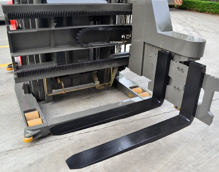 湖南榮洲機械設(shè)備有限公司,移動式升降平臺價格,湖南升降貨梯,塑料托盤批發(fā),固定式升降平臺,曲臂式升降平臺,汽車尾板,全電動叉車